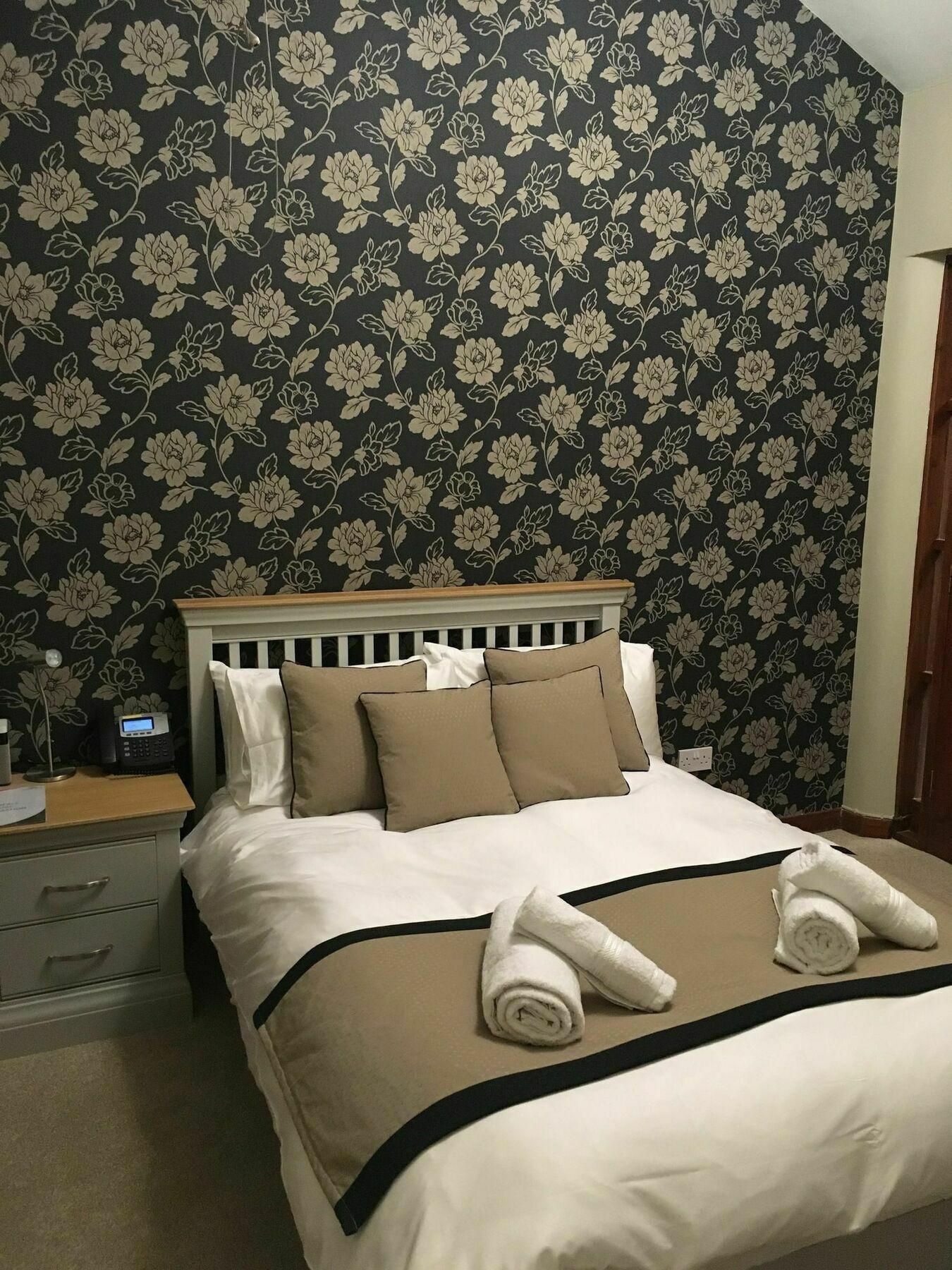 צ'לטנהם Glenfall House מראה חיצוני תמונה